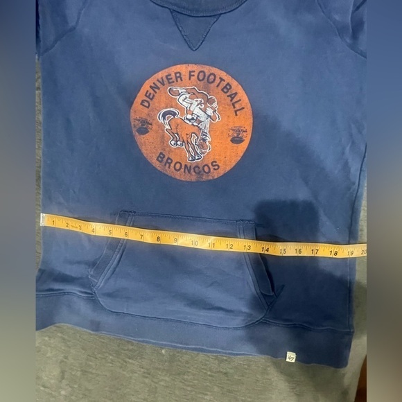 ‘47 brand Denver Broncos Vintage Style Sweatshirt- Size L (fits closer to a M) - Picture 10 of 11